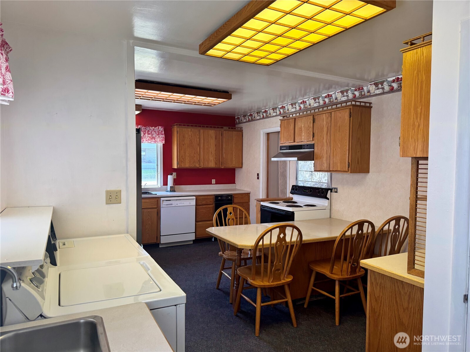 706 Maxwell Street , Davenport, WA 99122