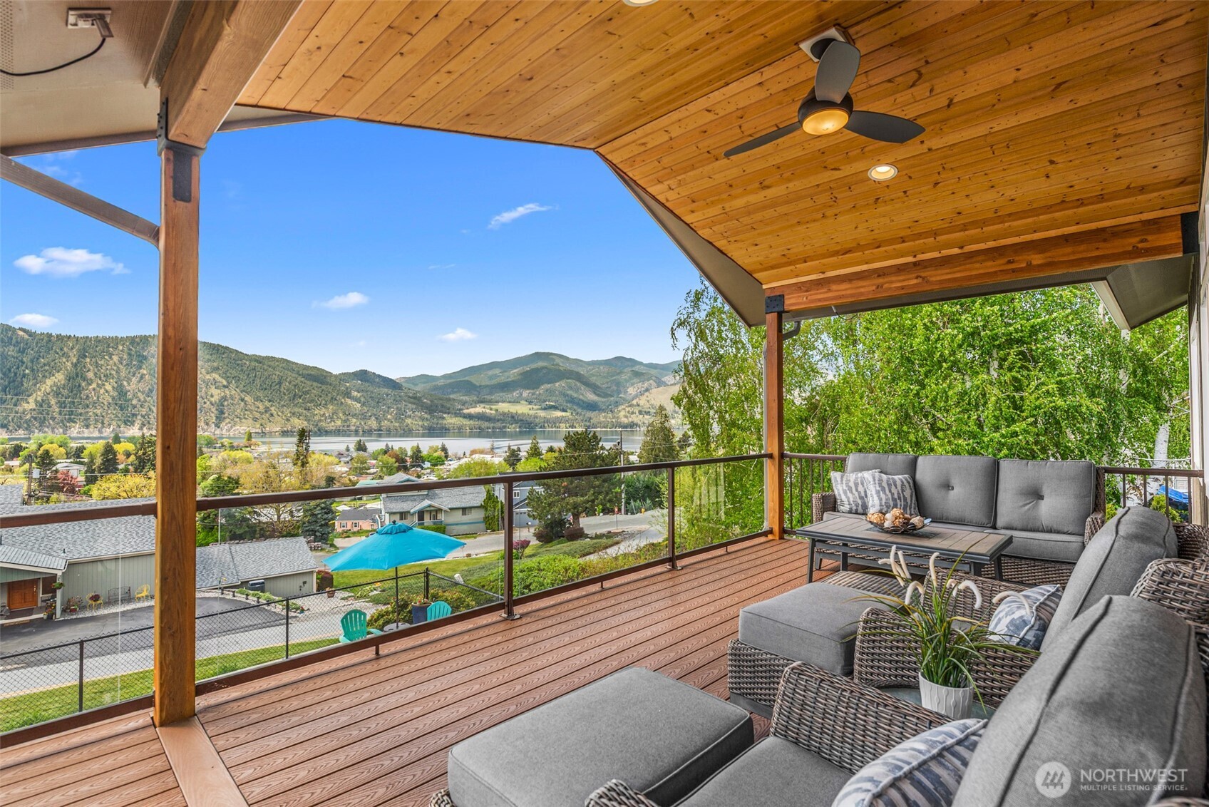 25 Harvey Lewis Lane , Manson, WA 98831