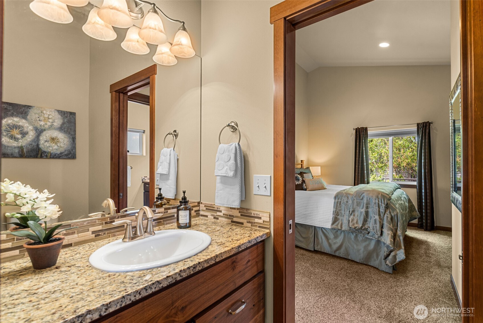 25 Harvey Lewis Lane , Manson, WA 98831