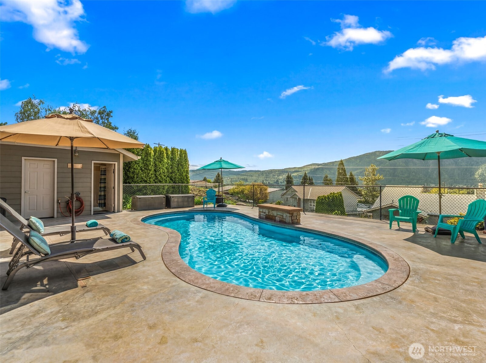 25 Harvey Lewis Lane , Manson, WA 98831