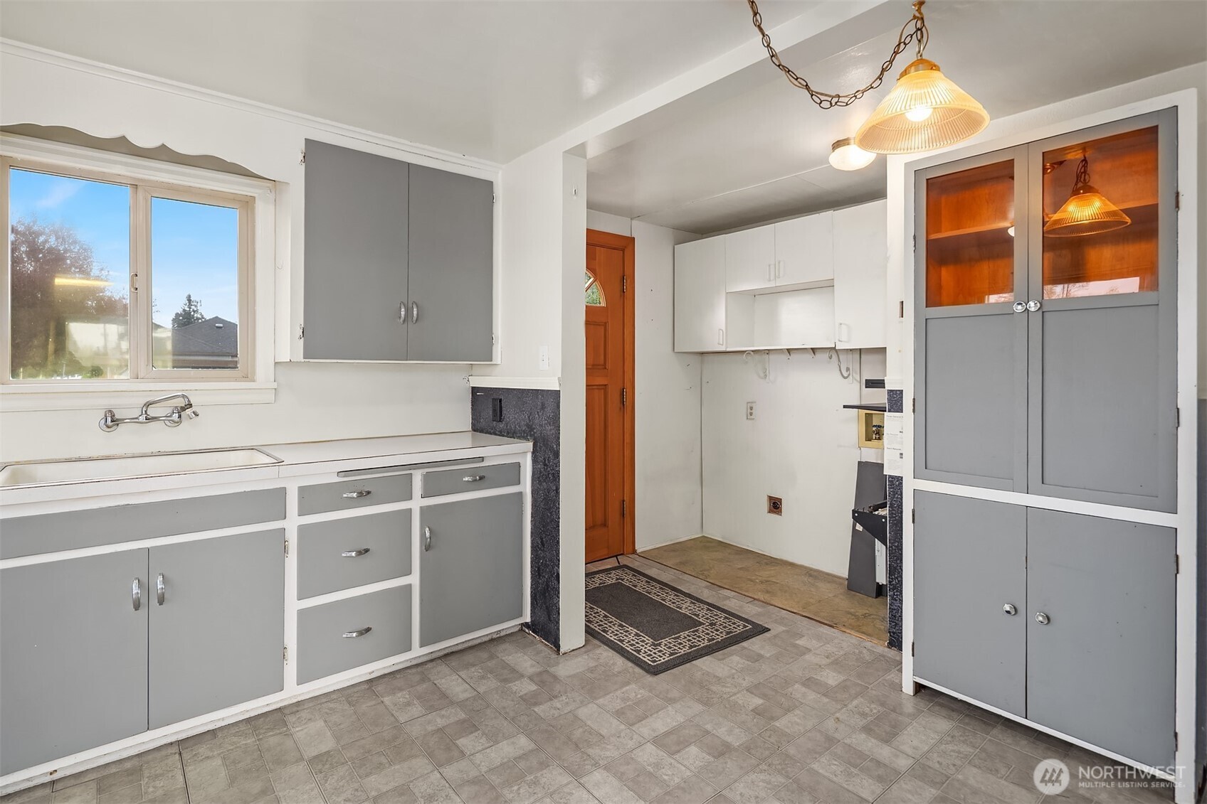 1103 9th Street , Marysville, WA 98270