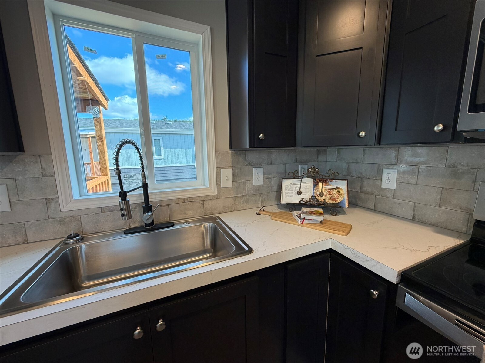 2010 Broadway Avenue #38, Hoquiam, WA 98550