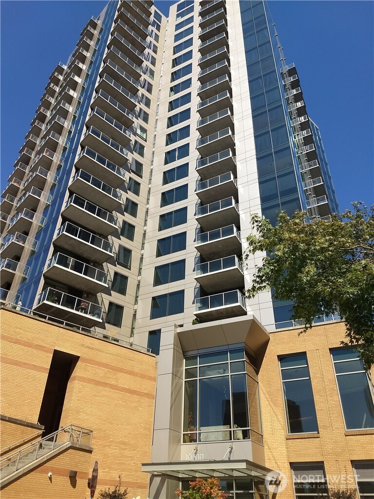 10610 NE 9th Place #2007, Bellevue, WA 98004