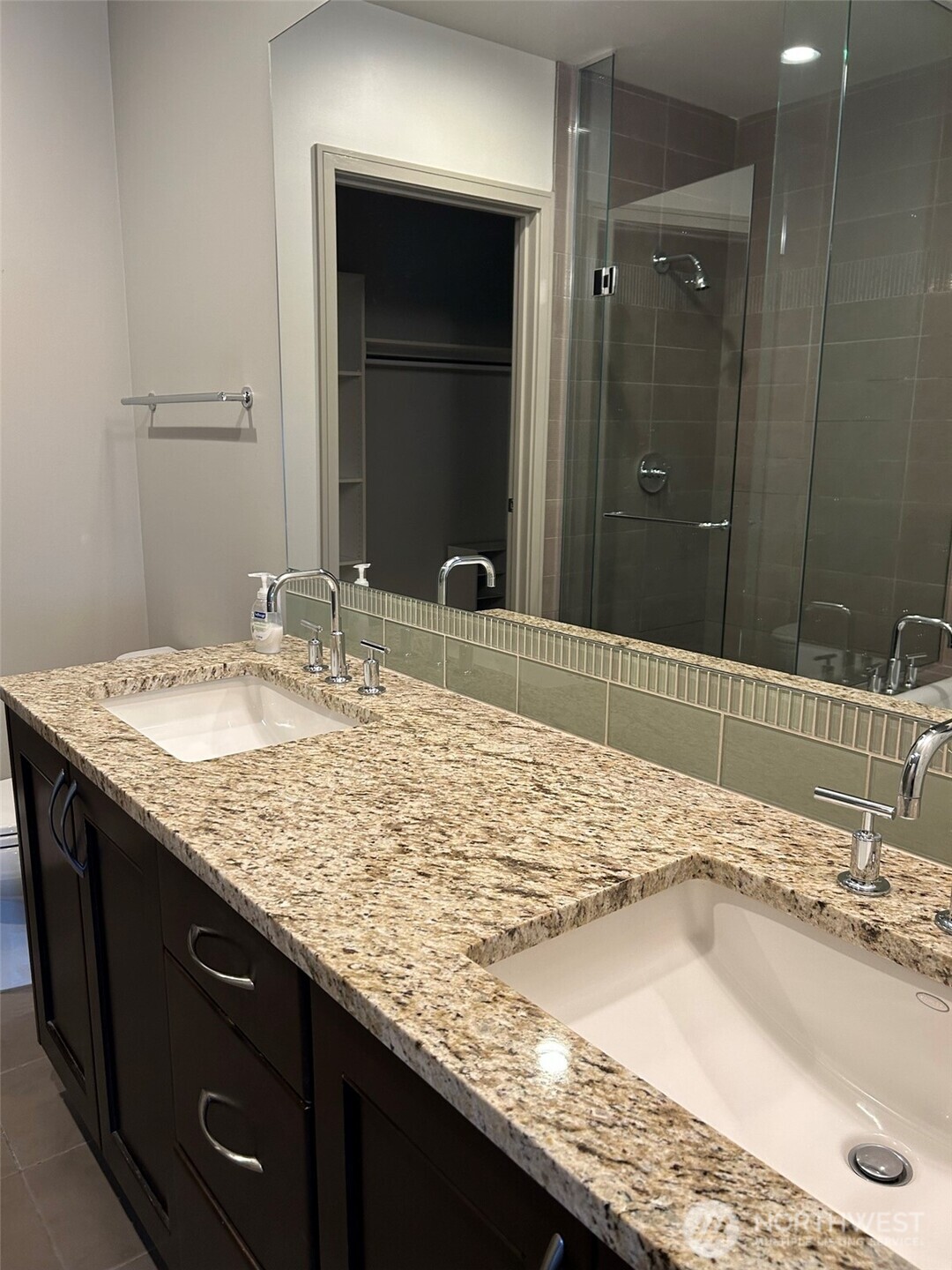 10610 NE 9th Place #2007, Bellevue, WA 98004