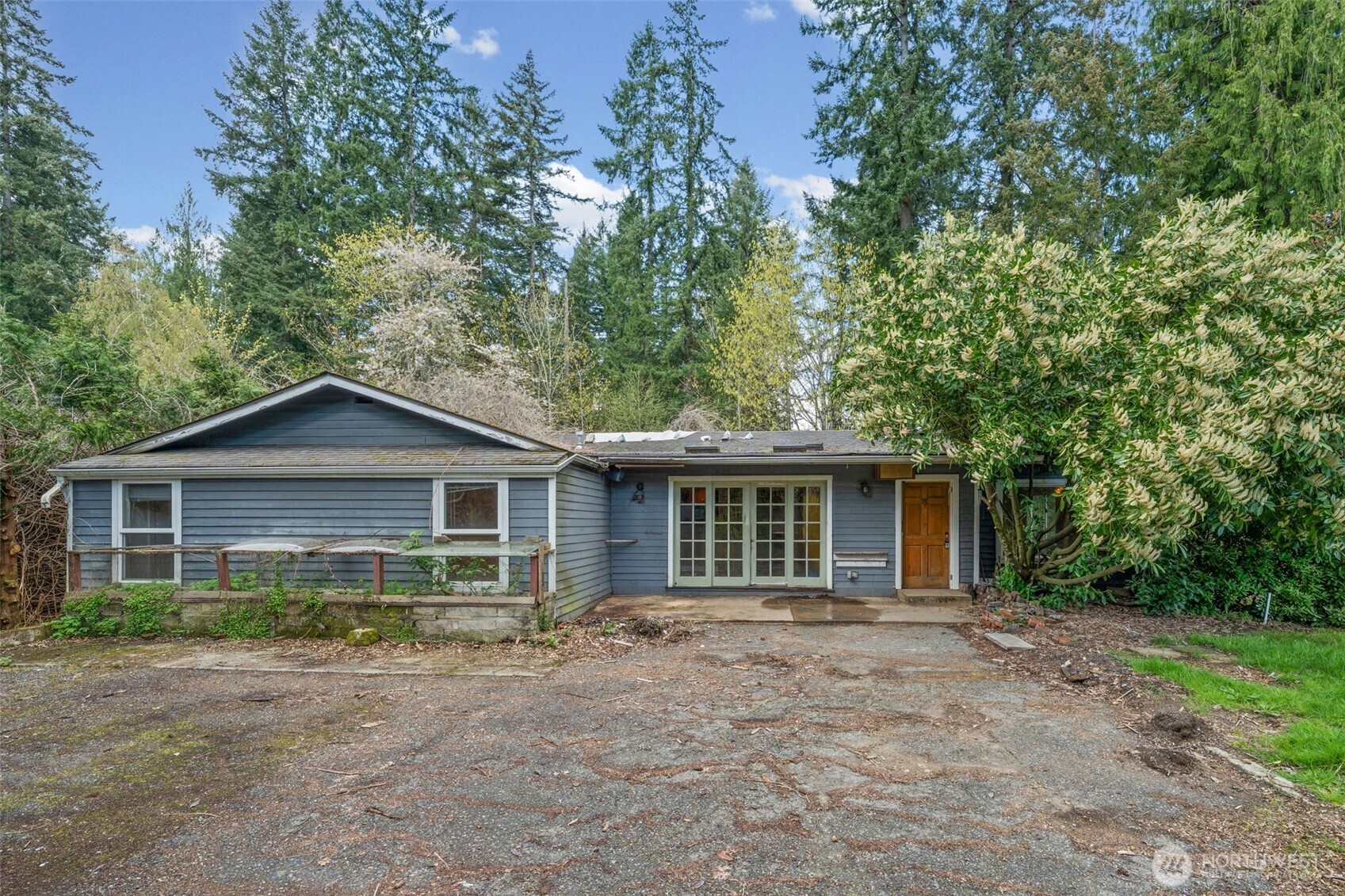 19840 NE Redmond Road , Redmond, WA 98053