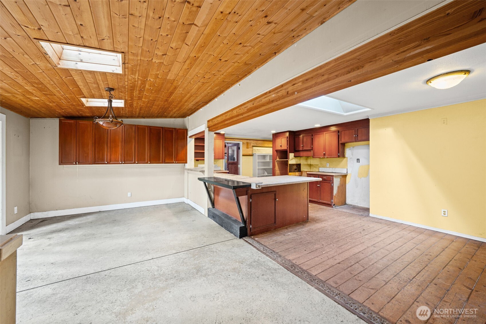 19840 NE Redmond Road , Redmond, WA 98053