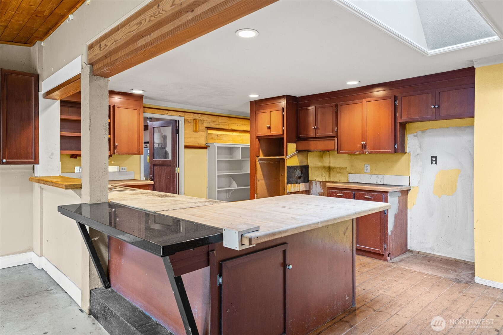 19840 NE Redmond Road , Redmond, WA 98053
