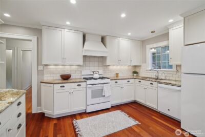314 N 117th Street , Seattle, WA 98133 - Photo 8