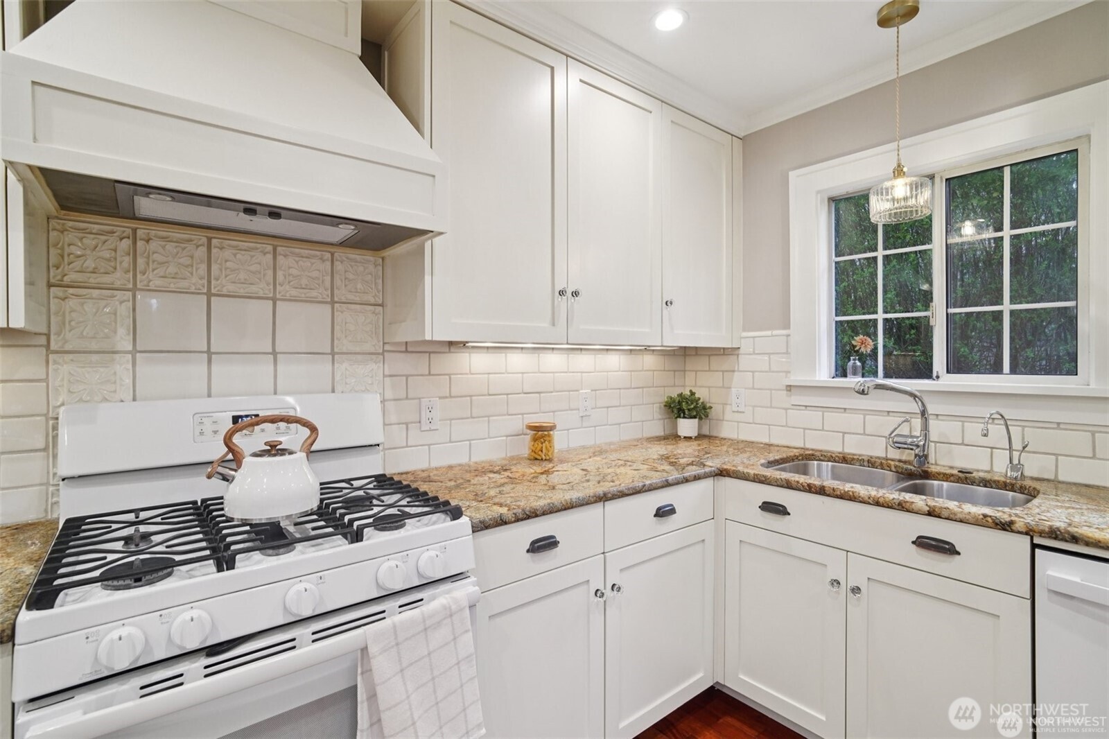 314 N 117th Street , Seattle, WA 98133