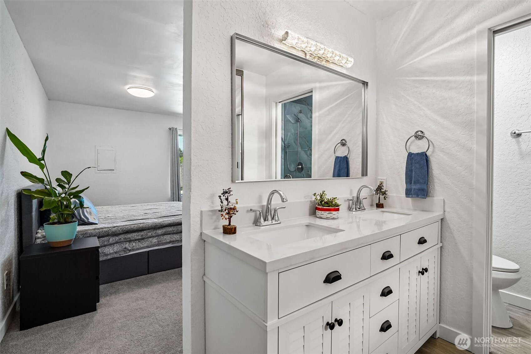 14401 SE Petrovitsky Rd #D205, Renton, WA 98058