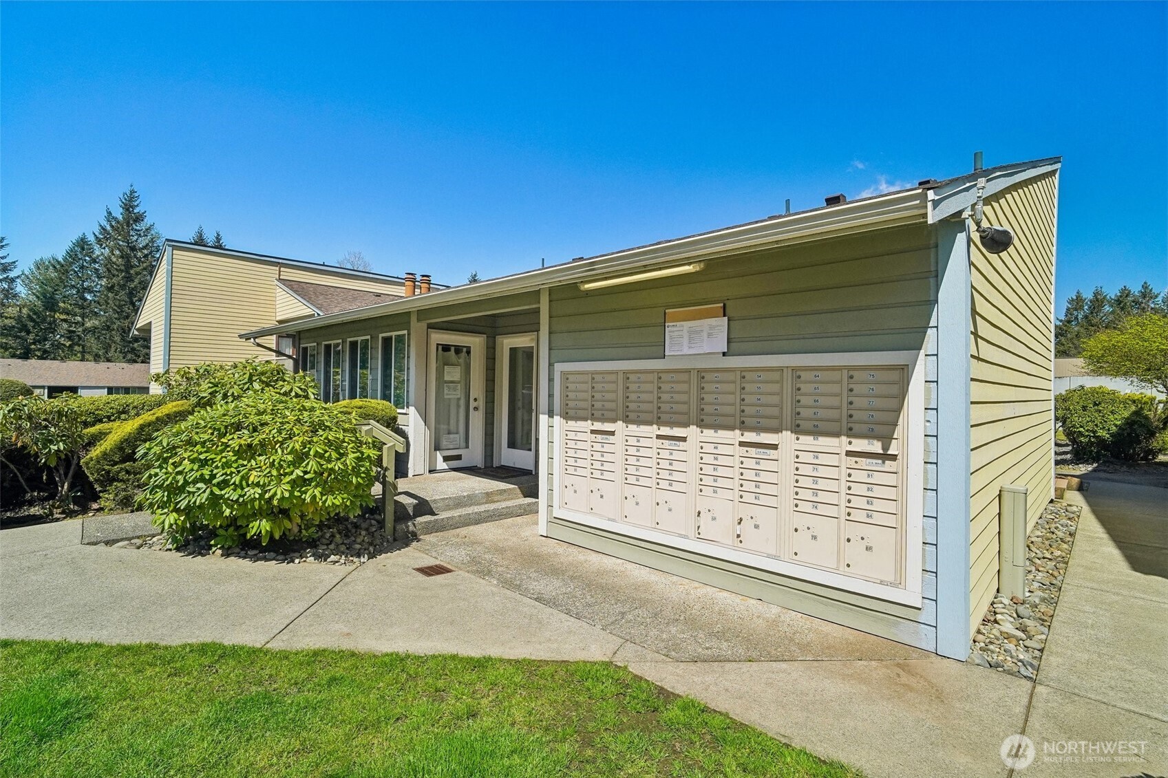 14401 SE Petrovitsky Rd #D205, Renton, WA 98058