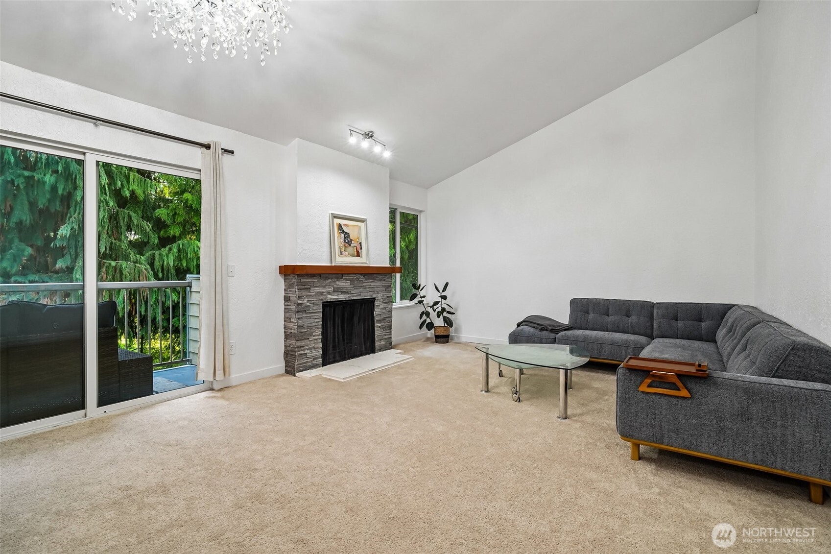 14401 SE Petrovitsky Rd #D205, Renton, WA 98058