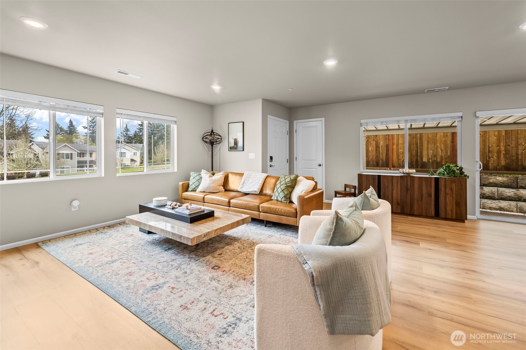 3512 Hoffman Hill Boulevard , Dupont, WA 98327