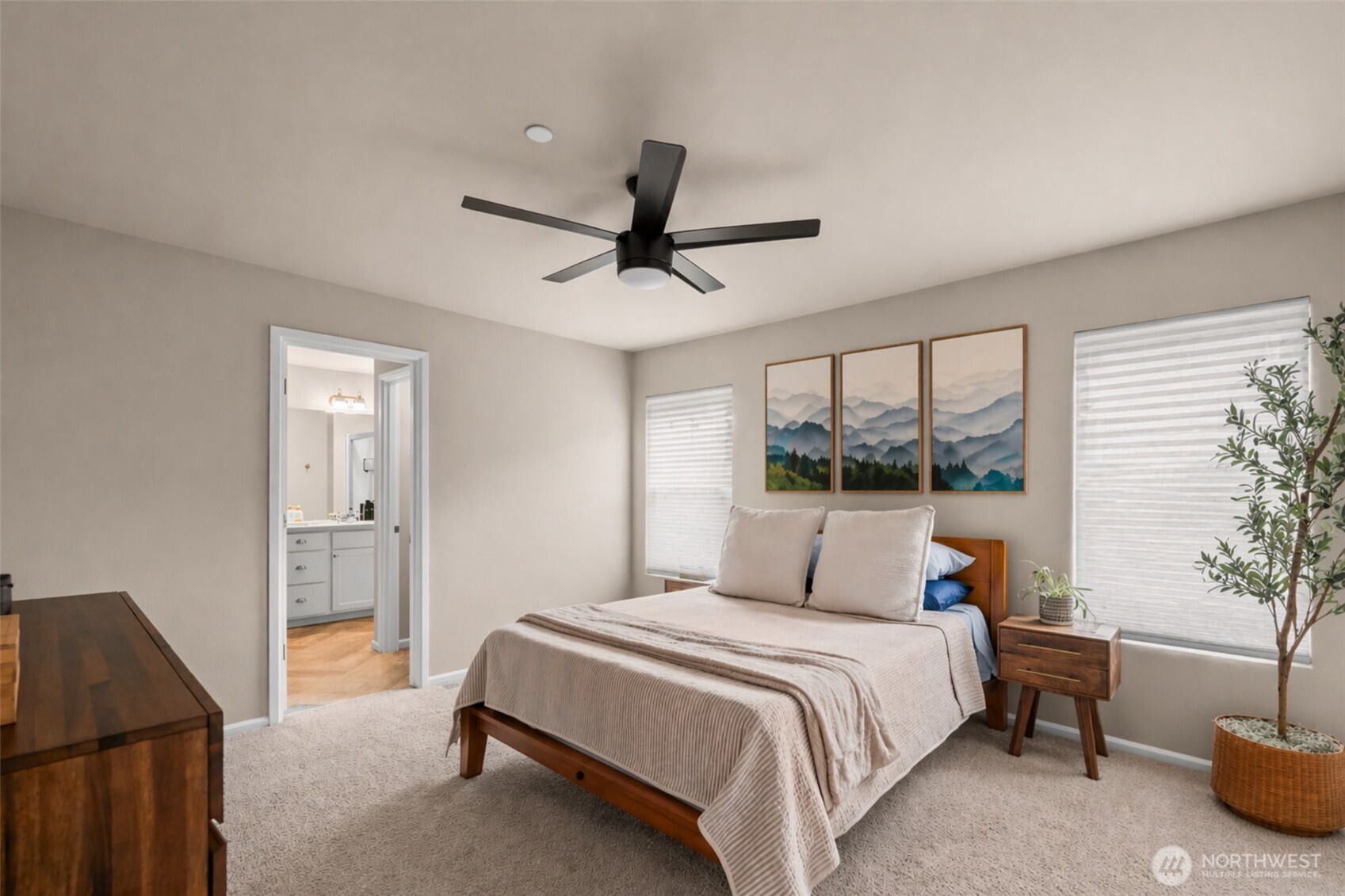 3512 Hoffman Hill Boulevard , Dupont, WA 98327