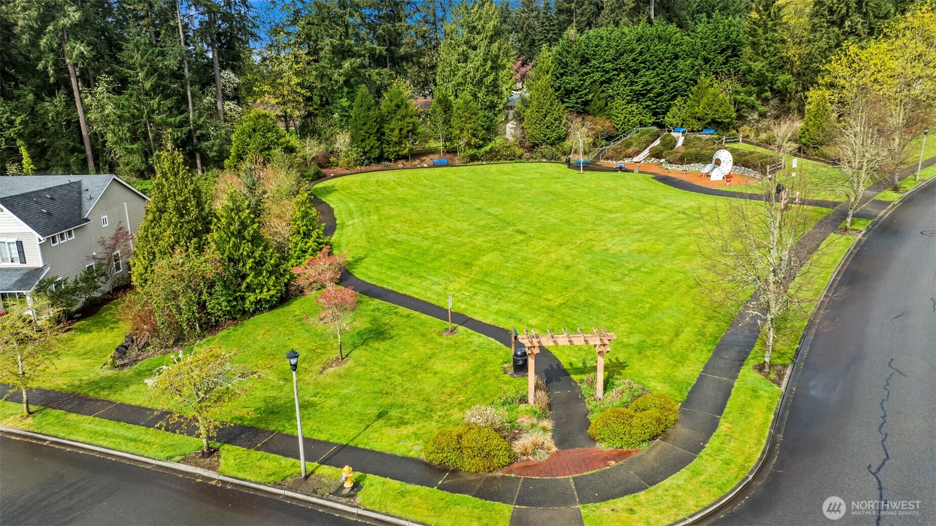 3512 Hoffman Hill Boulevard , Dupont, WA 98327