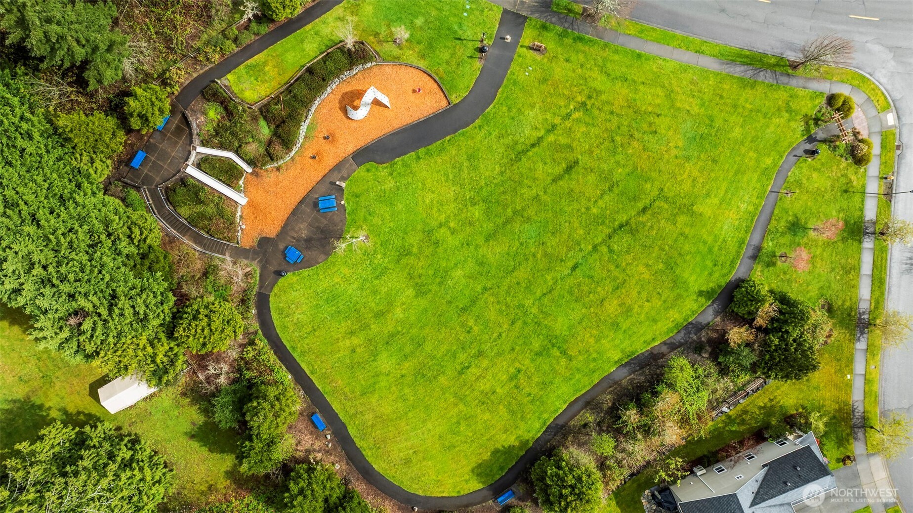 3512 Hoffman Hill Boulevard , Dupont, WA 98327
