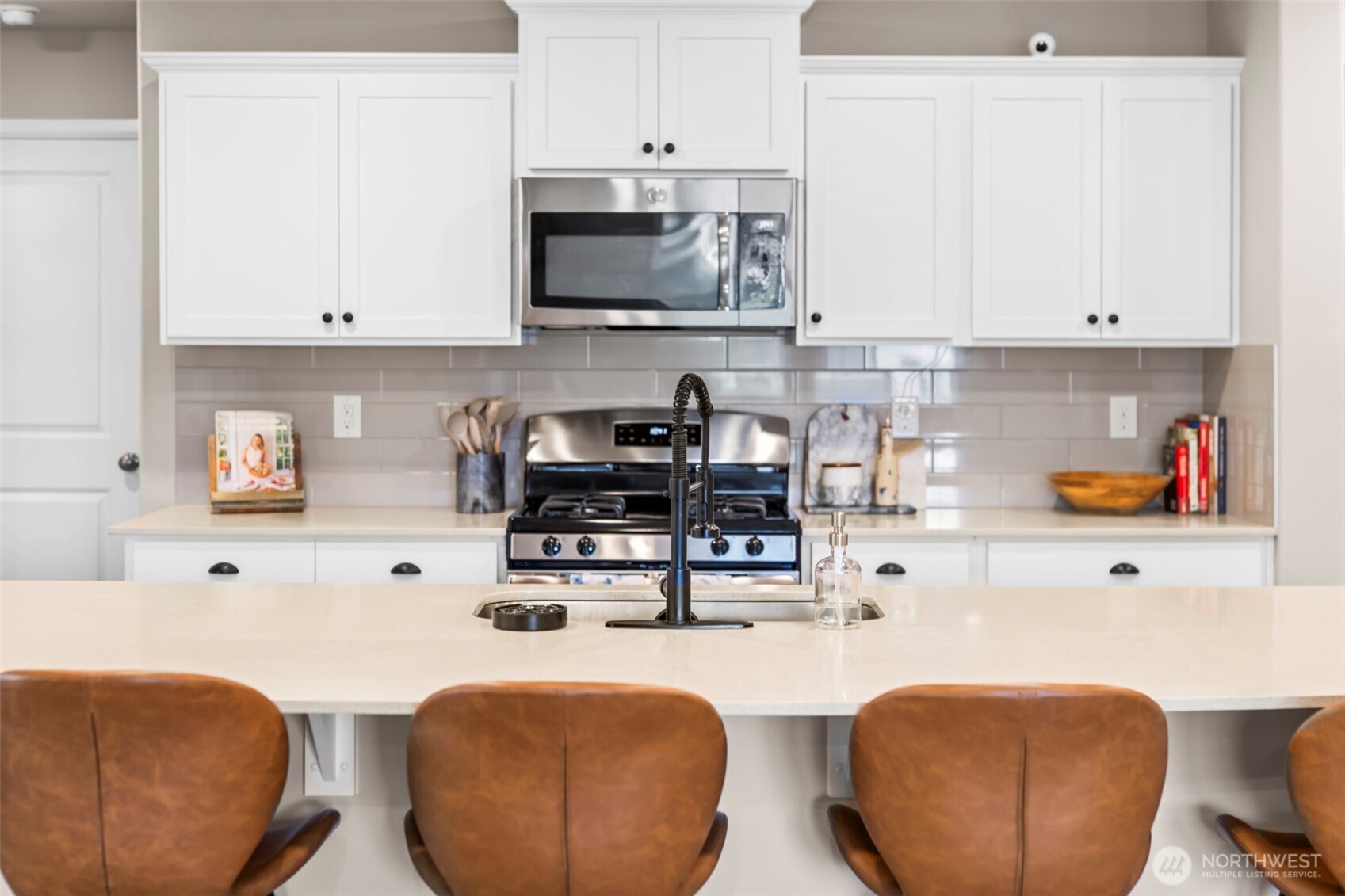3512 Hoffman Hill Boulevard , Dupont, WA 98327