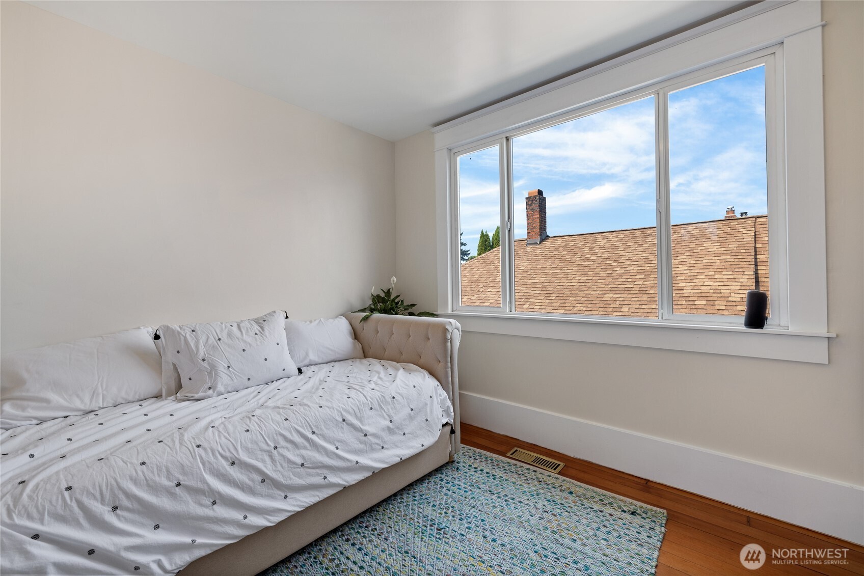 3516 N Proctor Street , Tacoma, WA 98407