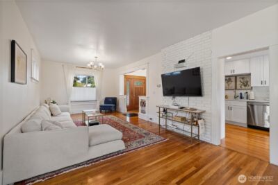 3516 N Proctor Street , Tacoma, WA 98407 - Photo 2