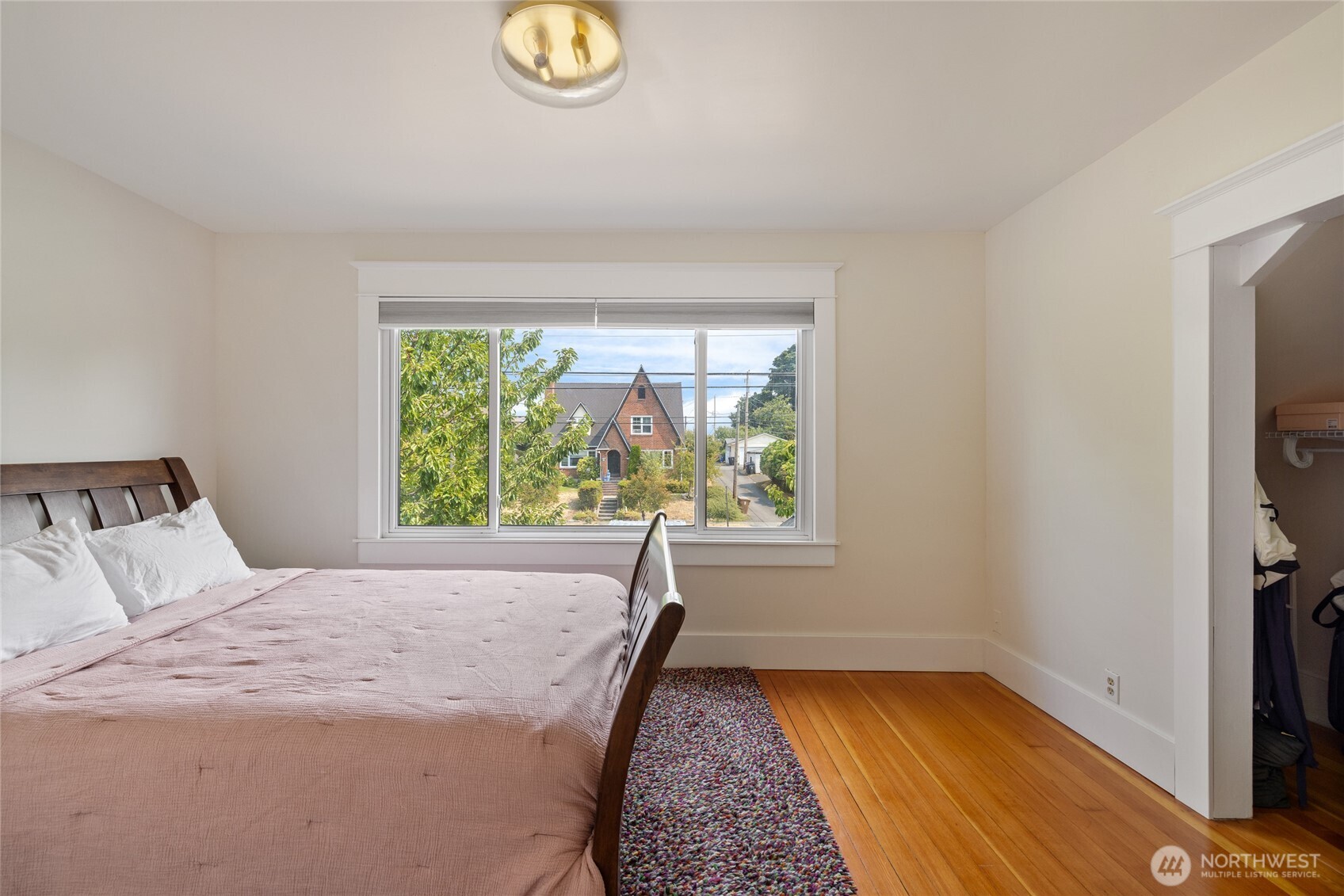 3516 N Proctor Street , Tacoma, WA 98407