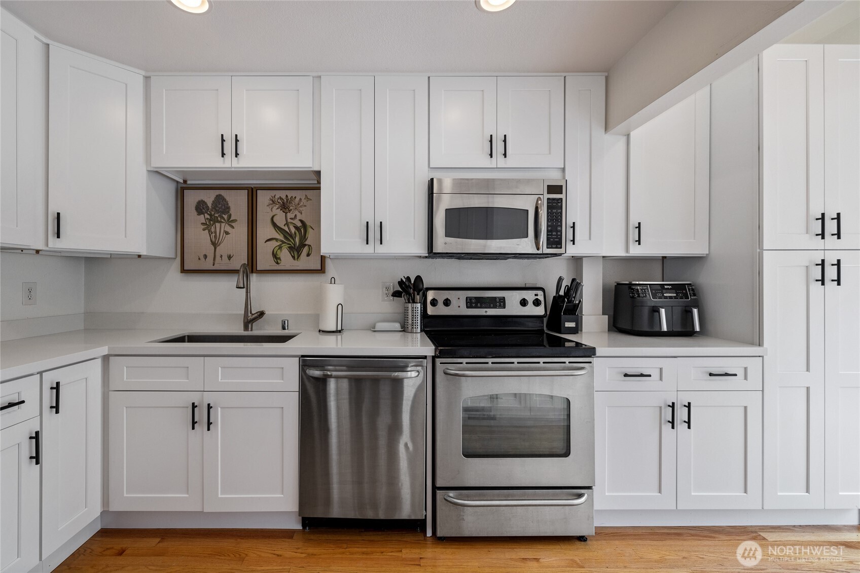 3516 N Proctor Street , Tacoma, WA 98407