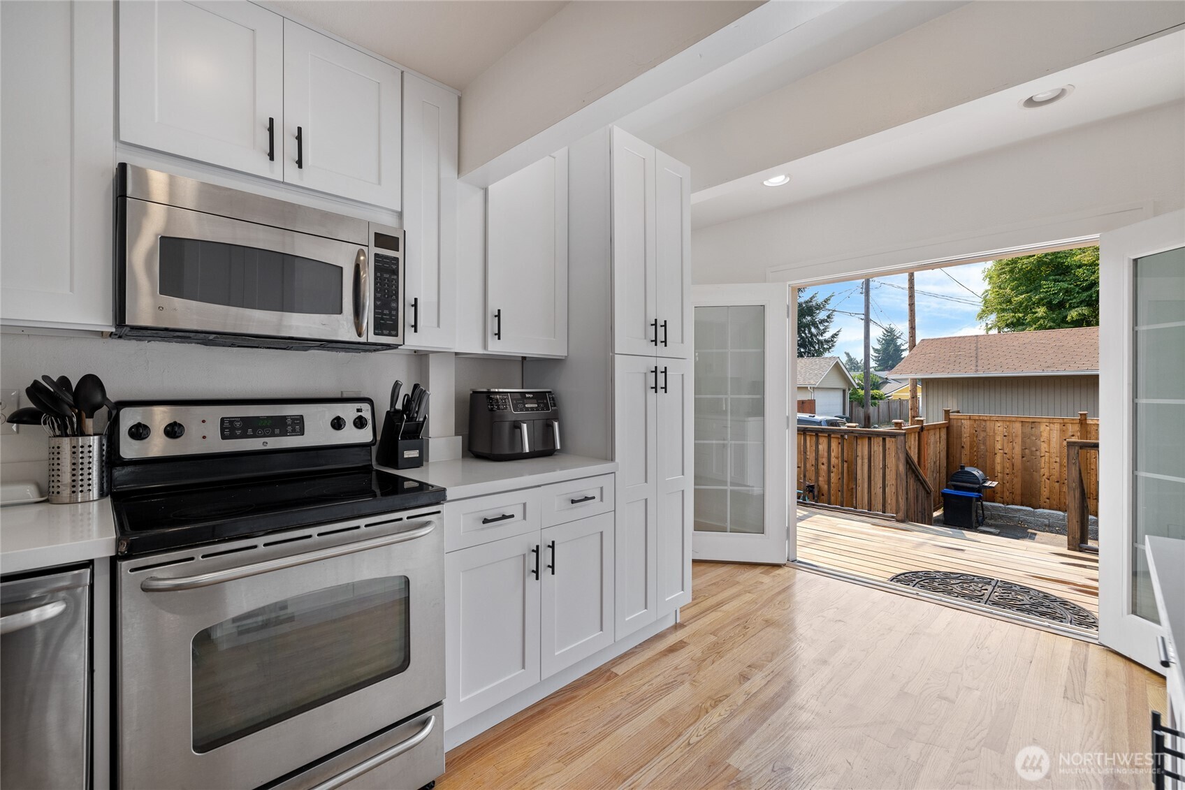 3516 N Proctor Street , Tacoma, WA 98407