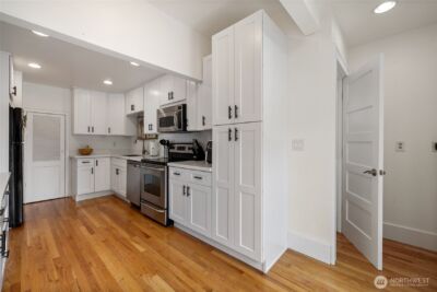 3516 N Proctor Street , Tacoma, WA 98407 - Photo 9
