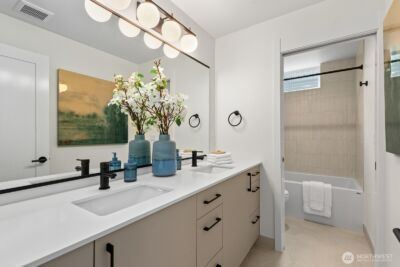 4116 A Burke Avenue N, Seattle, WA 98103 - Photo 24
