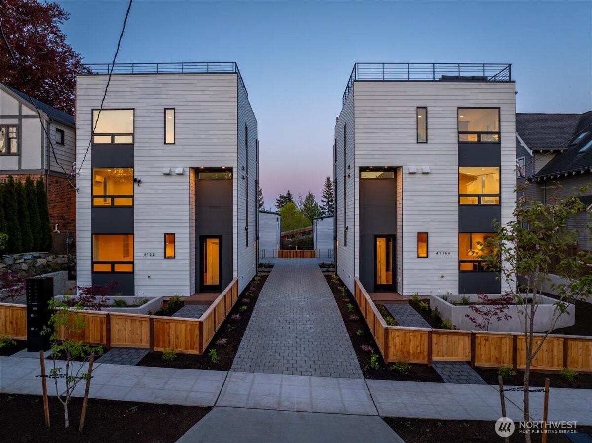 4116 A Burke Avenue N, Seattle, WA 98103