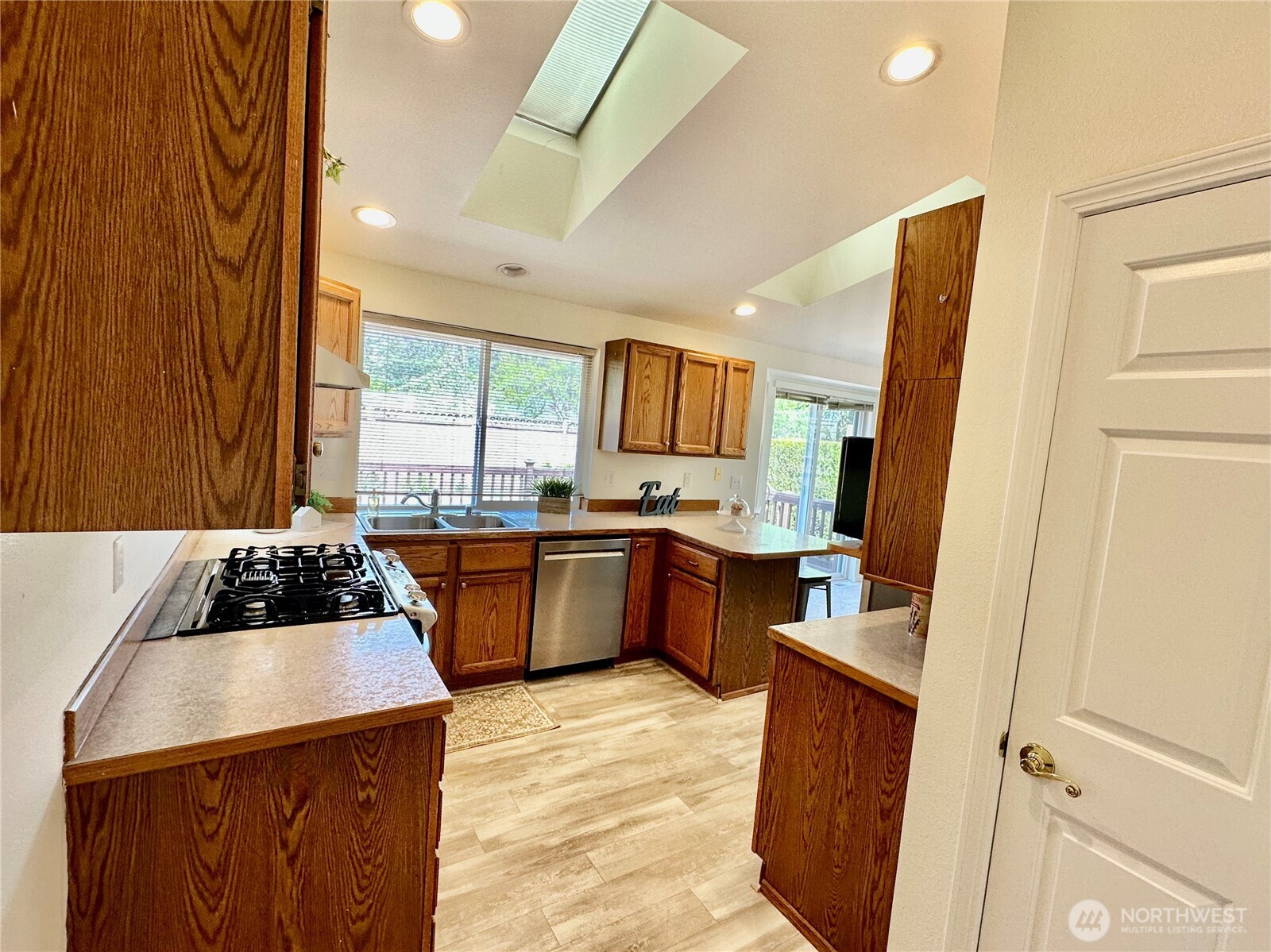 3320 Woodside Court NE, Olympia, WA 98506