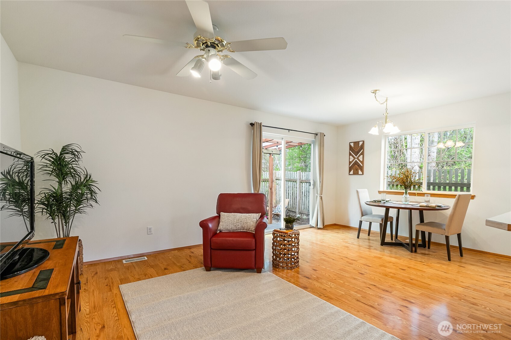 2943 St Paul Street , Bellingham, WA 98226