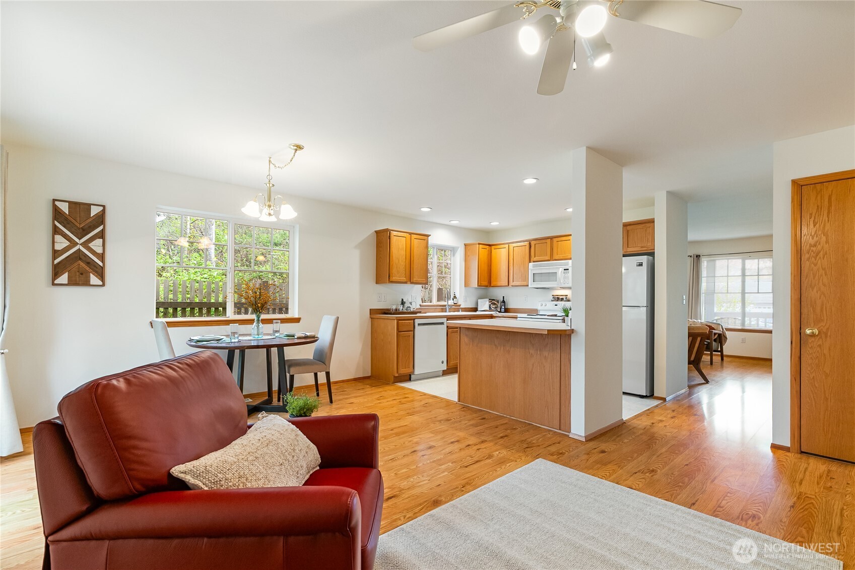 2943 St Paul Street , Bellingham, WA 98226