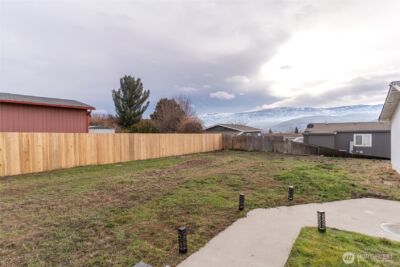 652 S Larch Avenue , East Wenatchee, WA 98802 - Photo 25