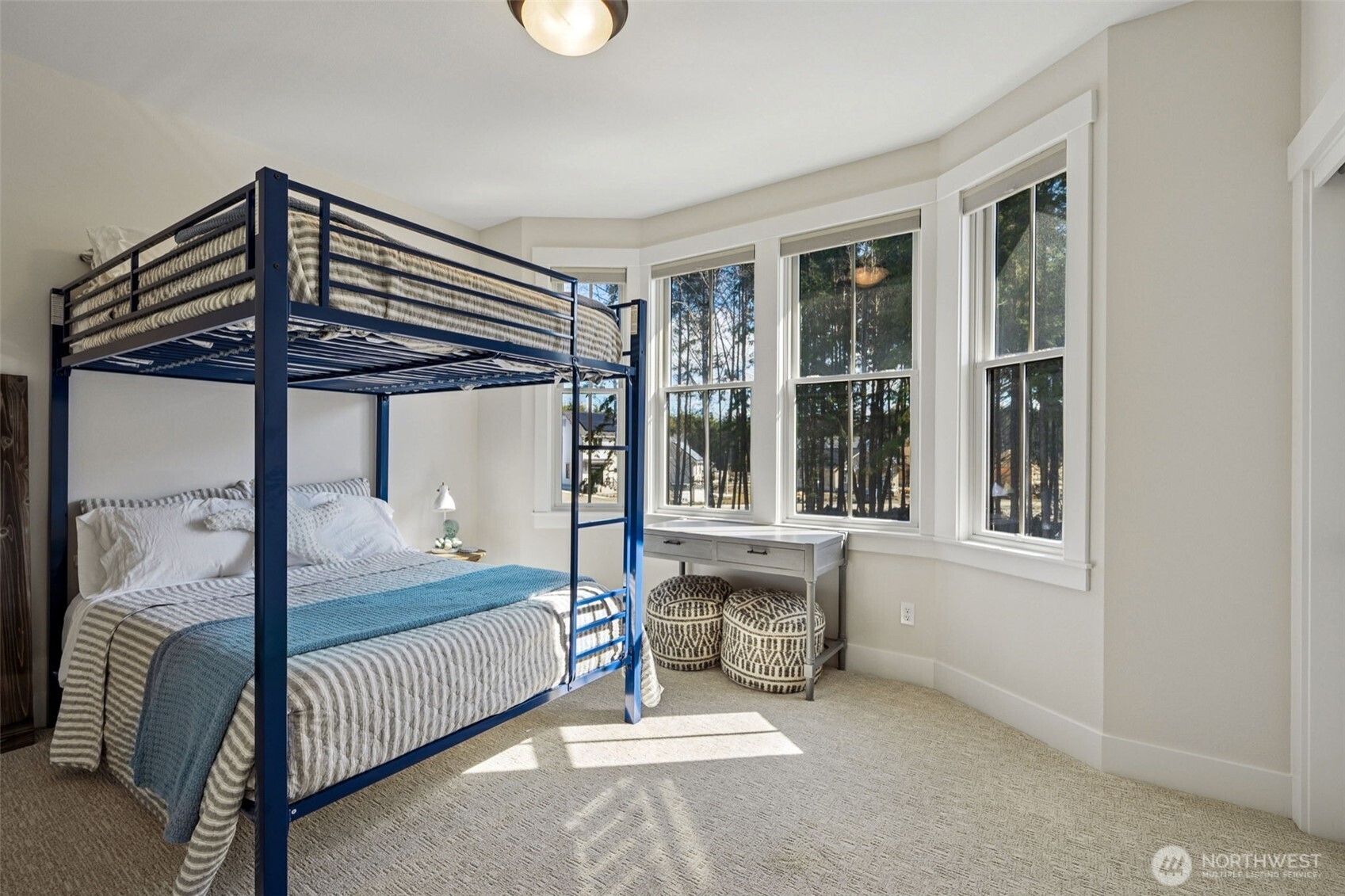 421 E Compass Street , Pacific Beach, WA 98571