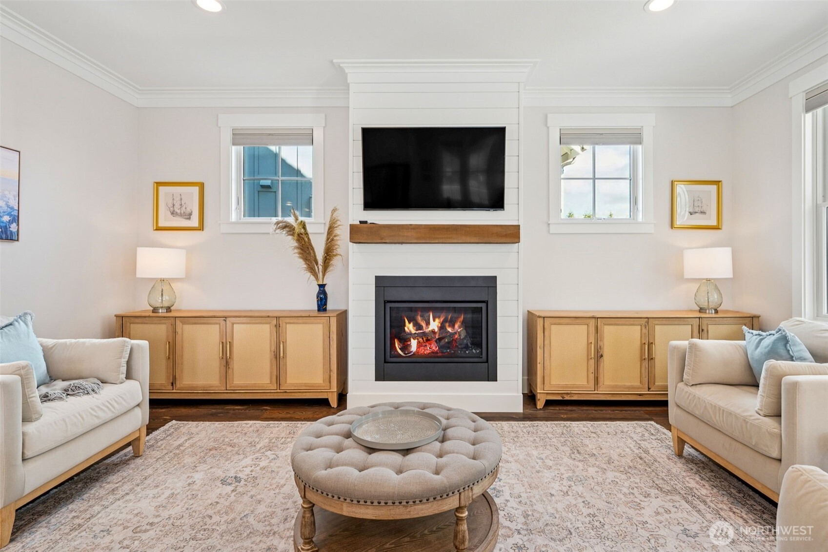 421 E Compass Street , Pacific Beach, WA 98571