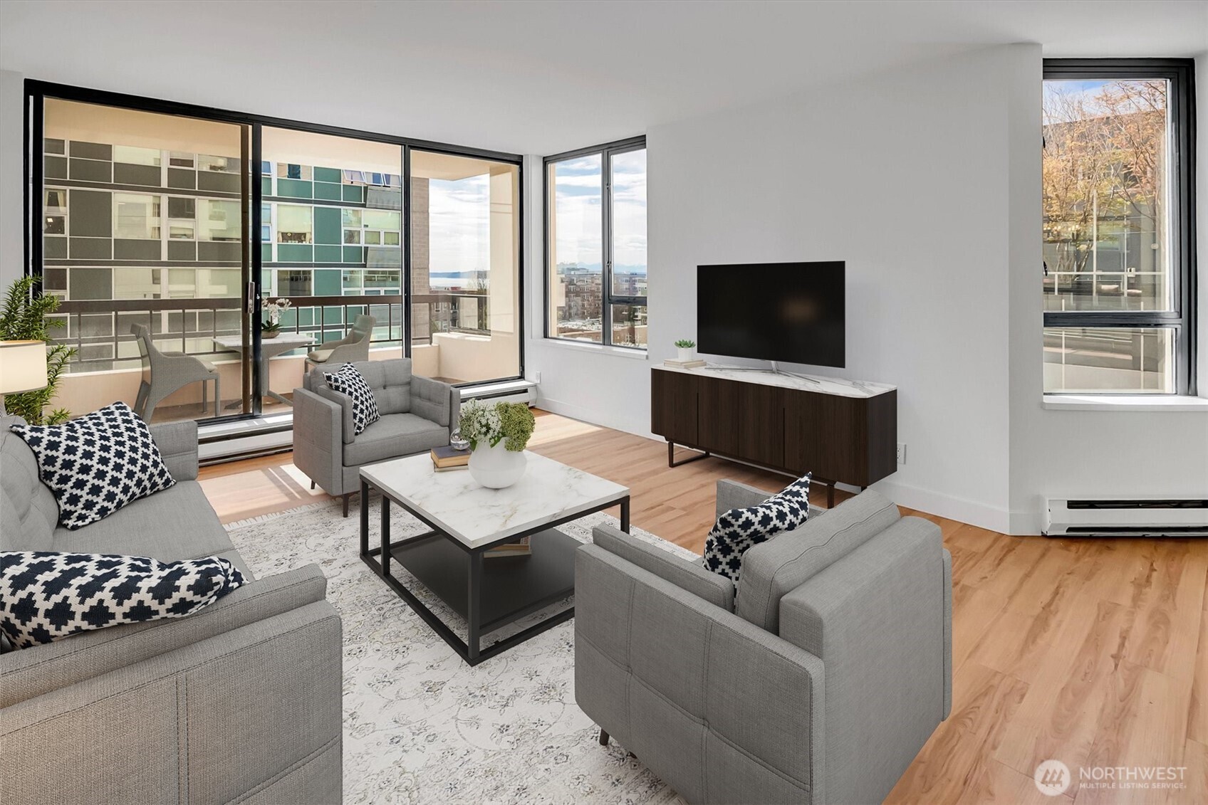 2201 3rd Avenue #803, Seattle, WA 98121