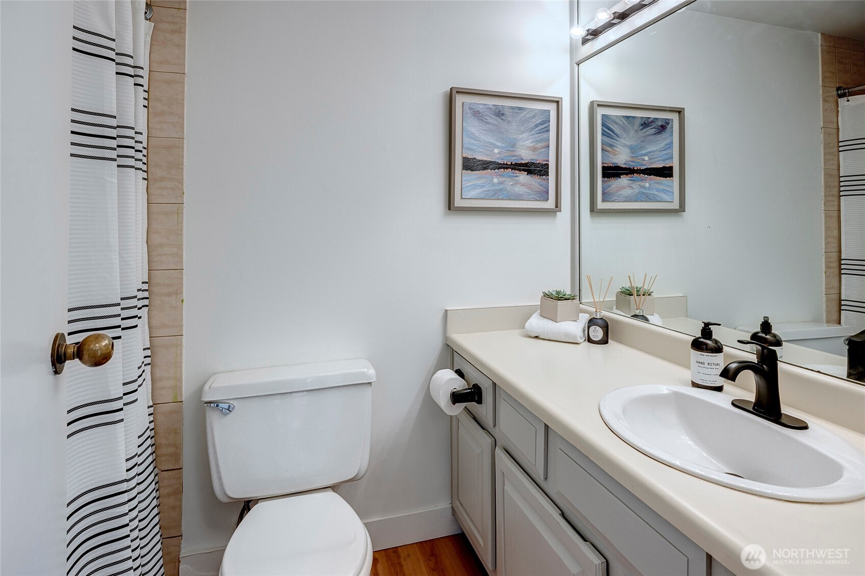 2201 3rd Avenue #803, Seattle, WA 98121