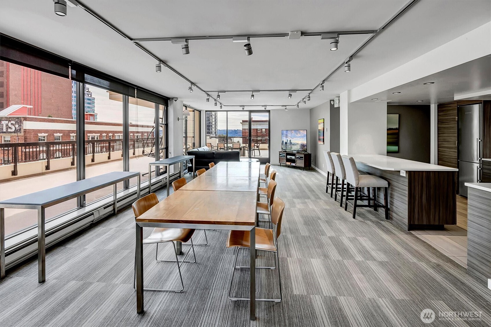 2201 3rd Avenue #803, Seattle, WA 98121
