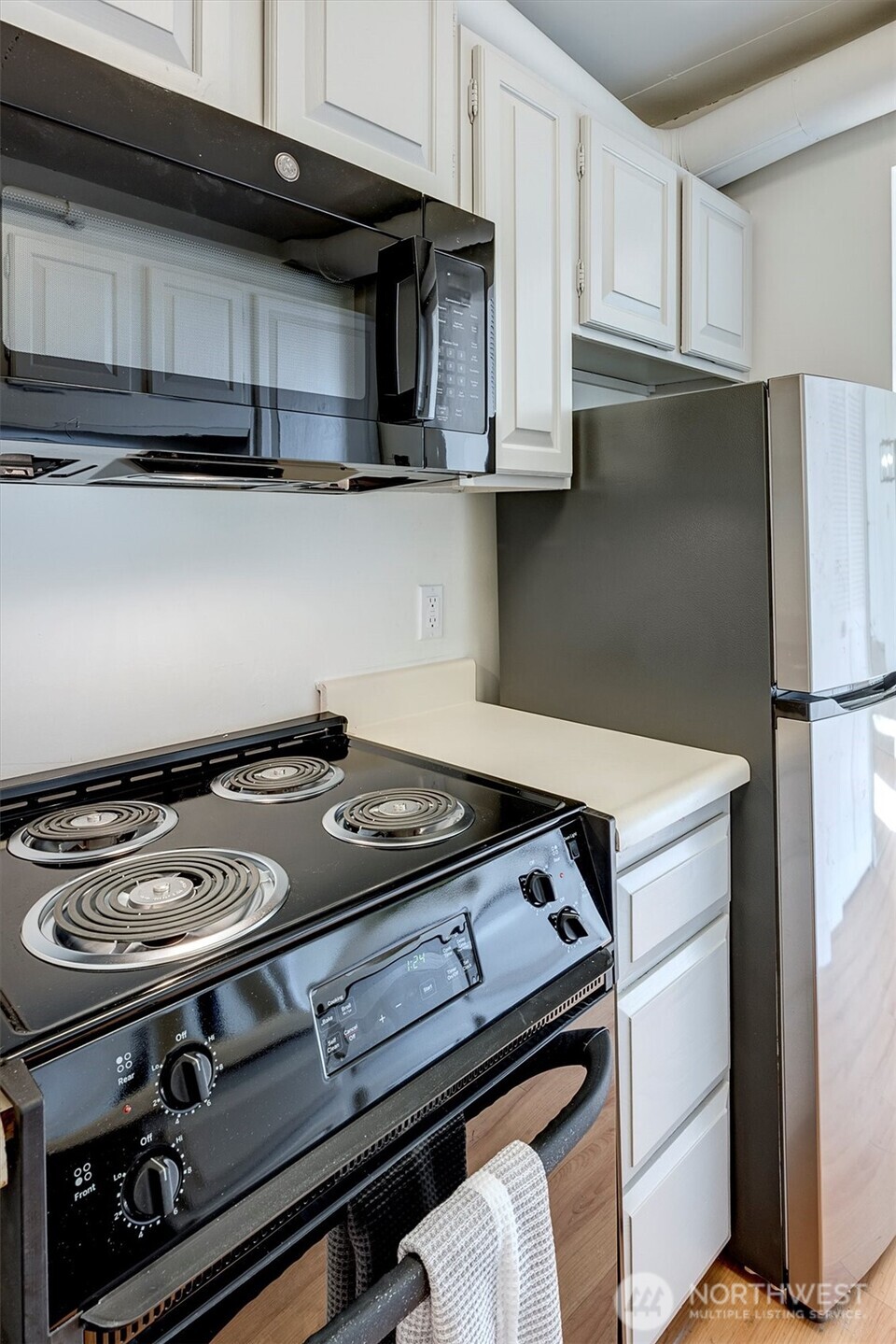 2201 3rd Avenue #803, Seattle, WA 98121