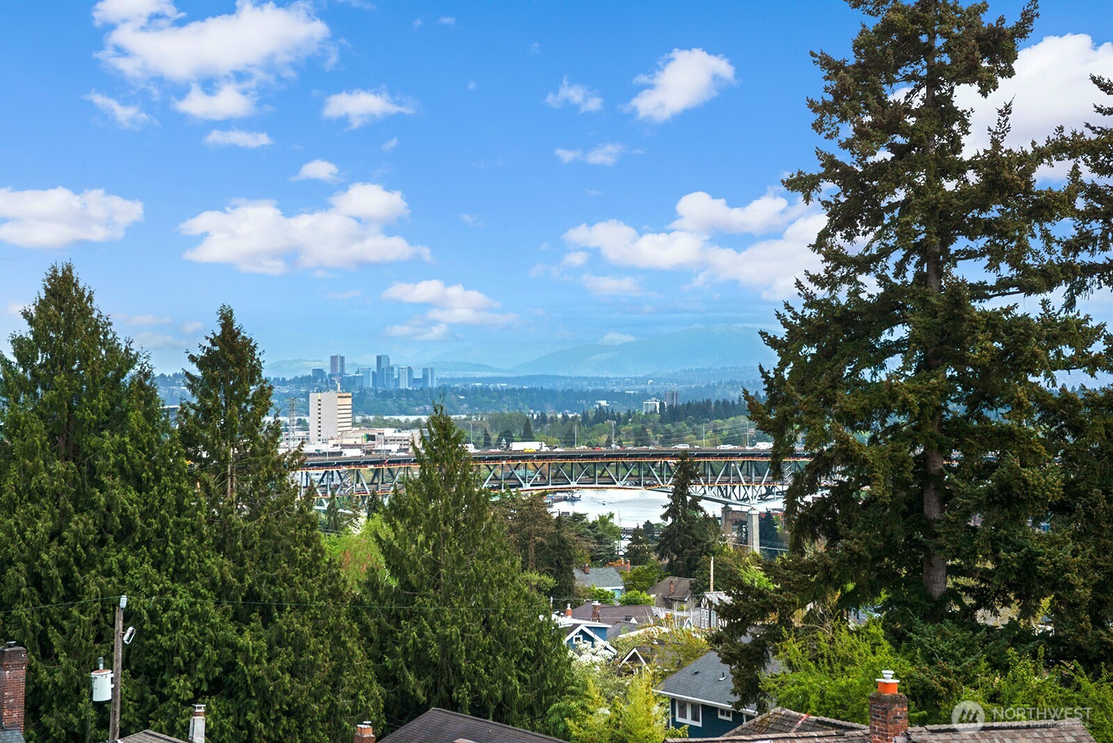 4122 B Burke Avenue N, Seattle, WA 98103