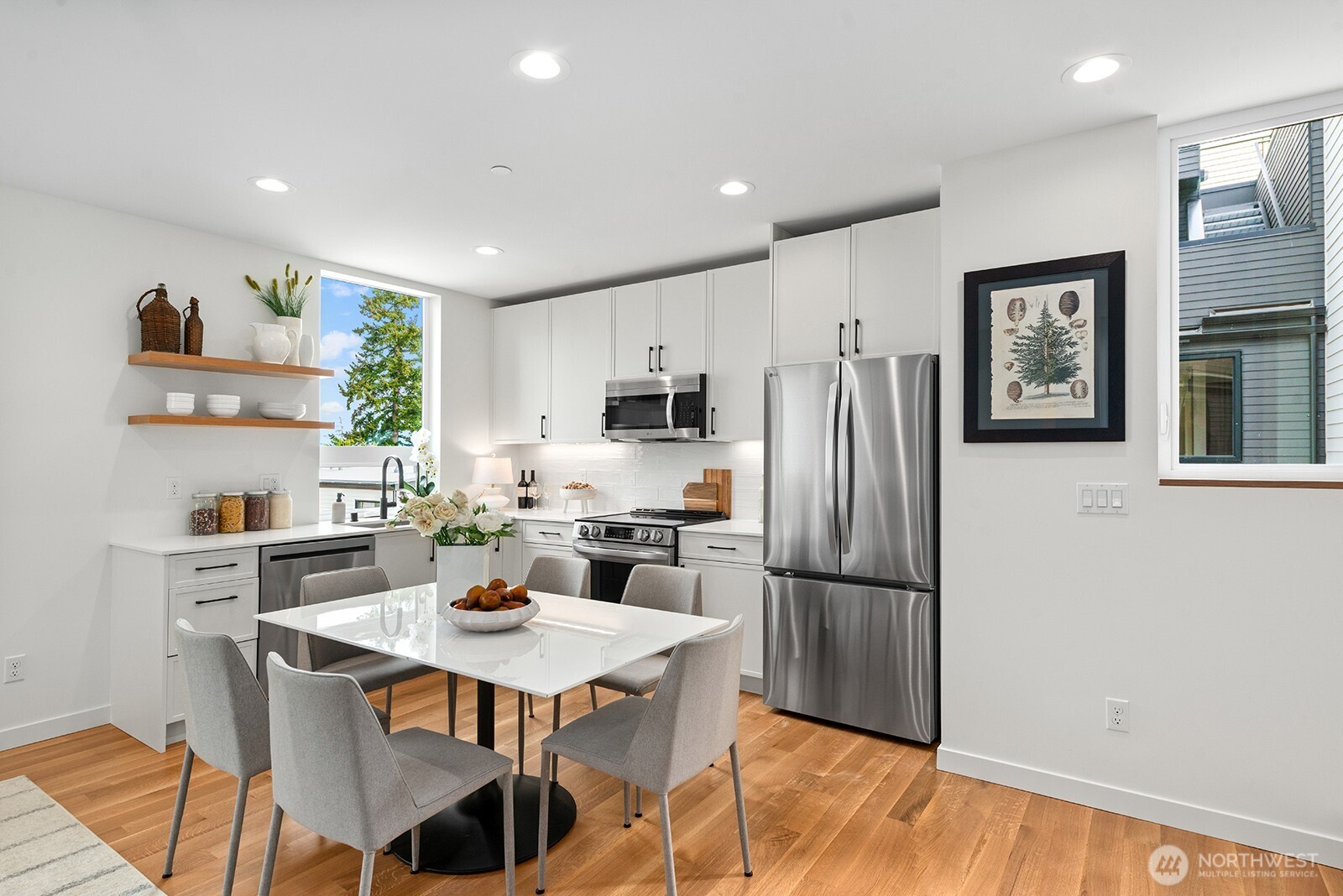 4122 B Burke Avenue N, Seattle, WA 98103