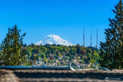 4122 B Burke Avenue N, Seattle, WA 98103 - Photo 6