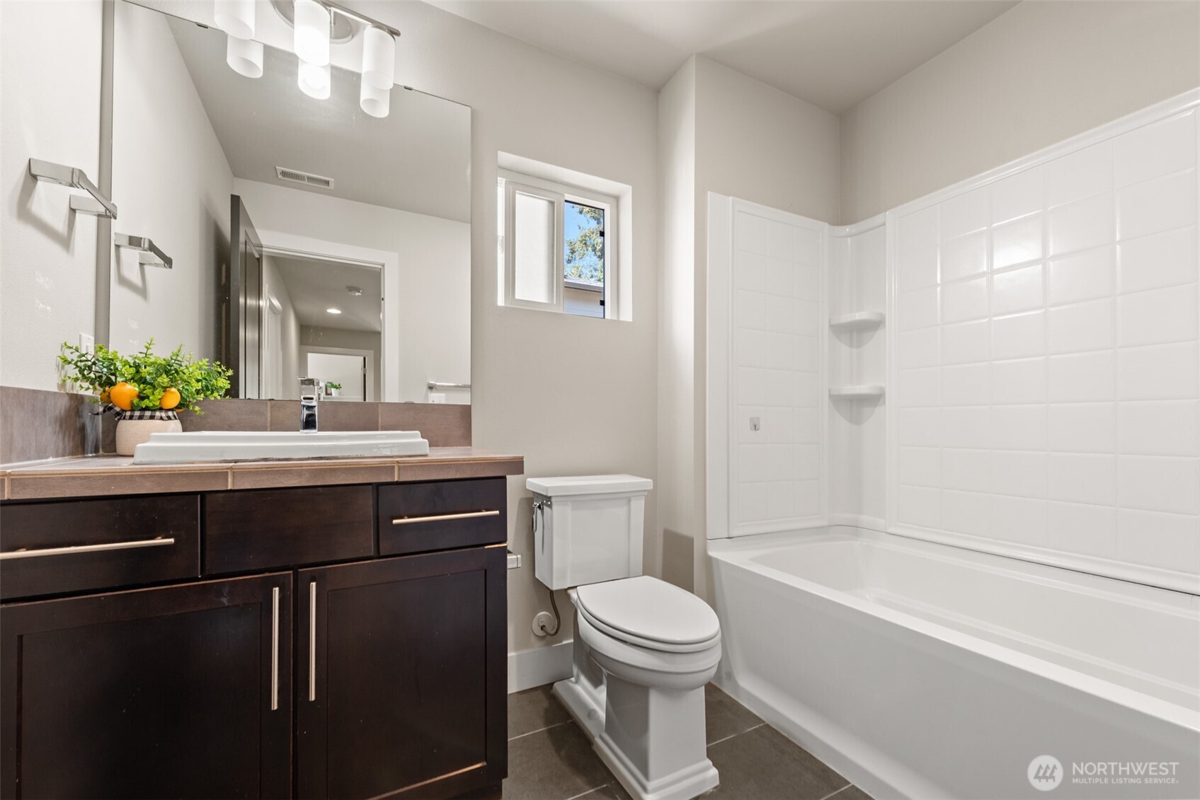 1407 184th Street SW, Lynnwood, WA 98037
