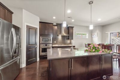 1407 184th Street SW, Lynnwood, WA 98037 - Photo 4