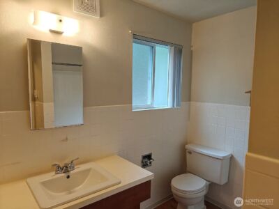 11521 26th Avenue NE, Seattle, WA 98125 - Photo 12