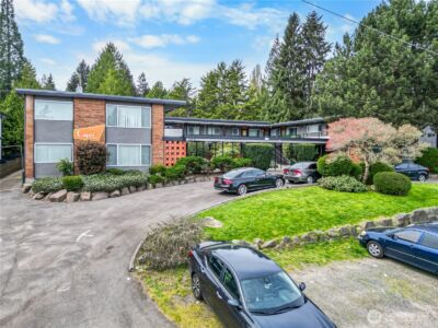 11521 26th Avenue NE, Seattle, WA 98125 - Photo 2