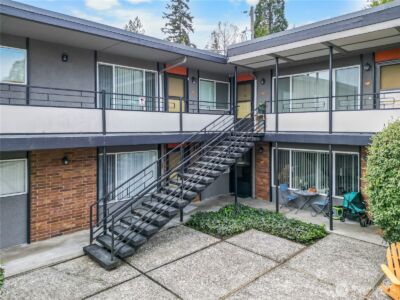 11521 26th Avenue NE, Seattle, WA 98125 - Photo 7