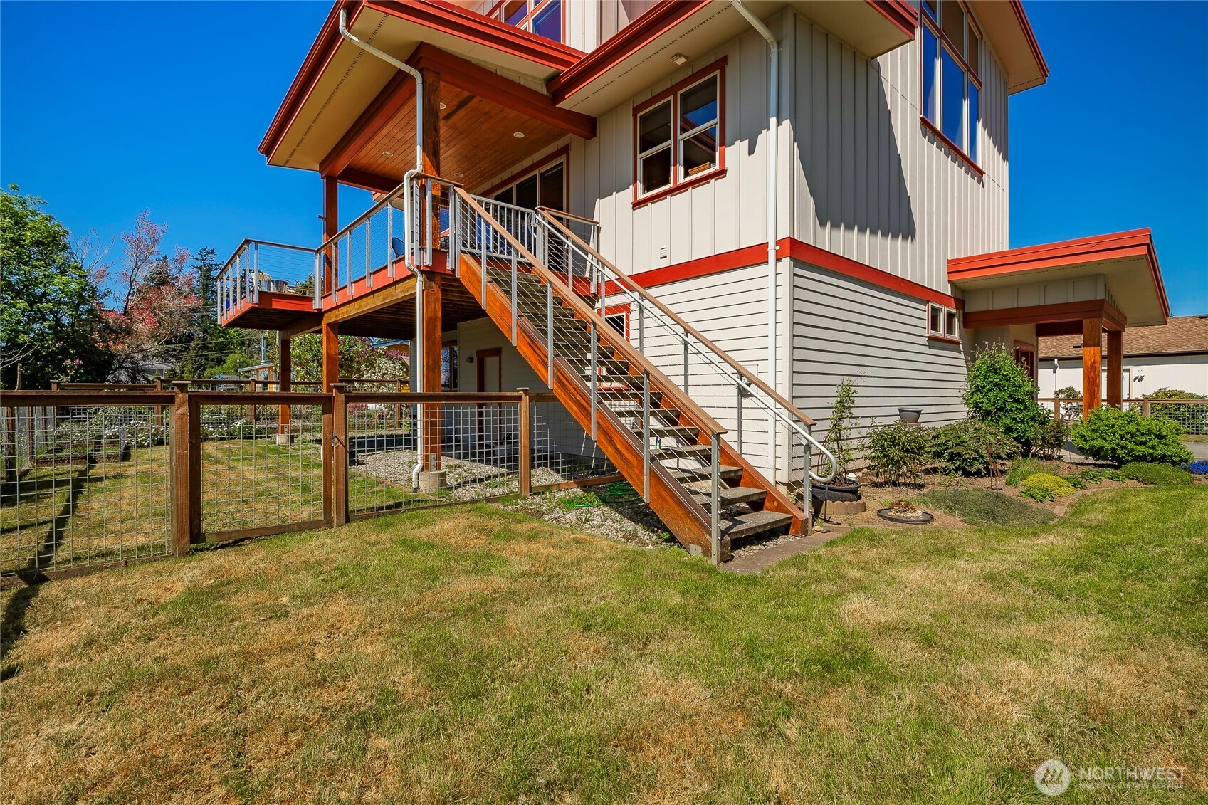 8285 Sunset Street , Blaine, WA 98230