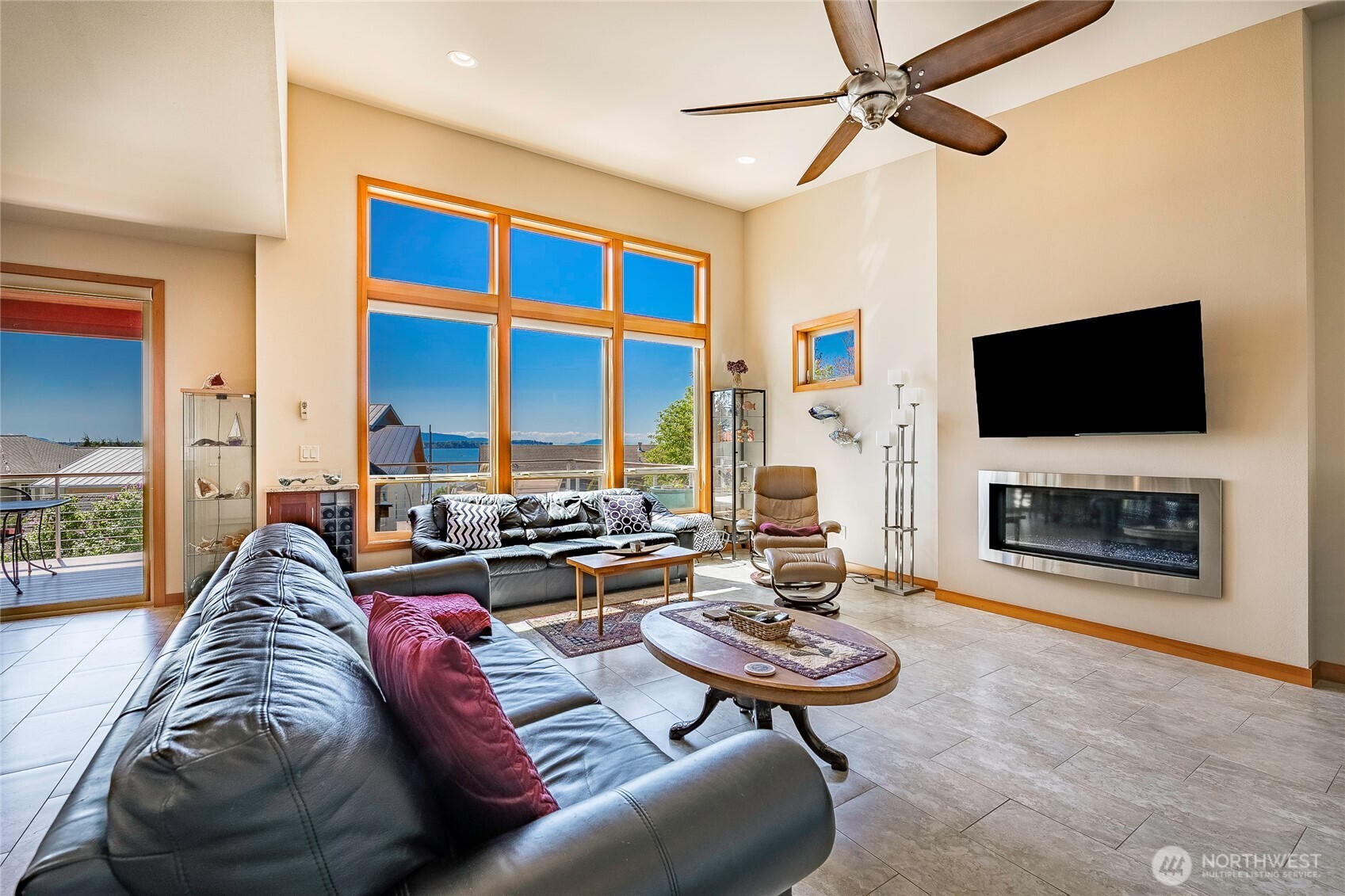 8285 Sunset Street , Blaine, WA 98230