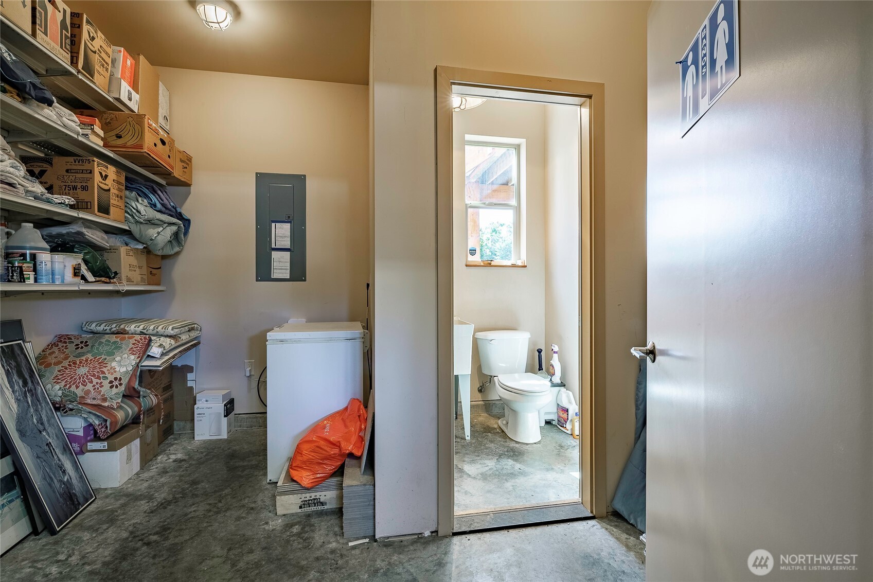 8285 Sunset Street , Blaine, WA 98230